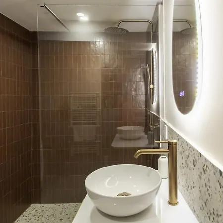 #20 Staywizus - 1 Bdr Heart Of Old Town Ac Wifi 5 Mins To Sea Nizza